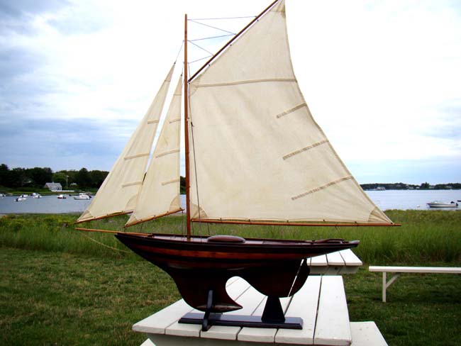 A large NANTUCKET sloop pond boat